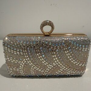 Gorgeous Rhinestone / Crystal Evening Clutch Purse!